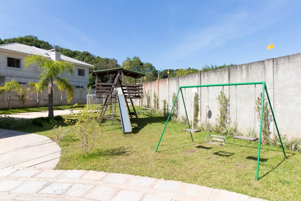 playground-2-min.jpg